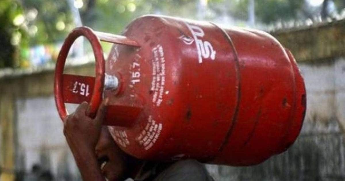 500 रुपये में सिलेंडर दे रही सरकार, ऐसे मिलेगी ये सुविधा, यहां कीजिये रजिस्ट्रेशन