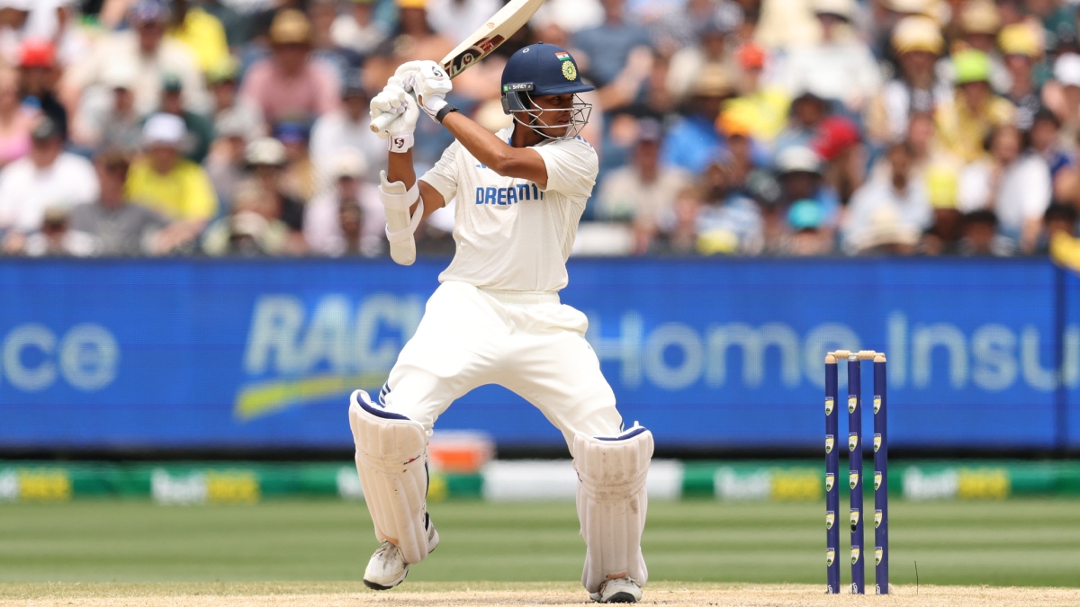 IND vs AUS: यशस्वी जायसवाल ने की सचिन तेंदुलकर के रिकॉर्ड की बराबरी, फिफ्टी लगाते ही बने इस खास क्लब का हिस्सा